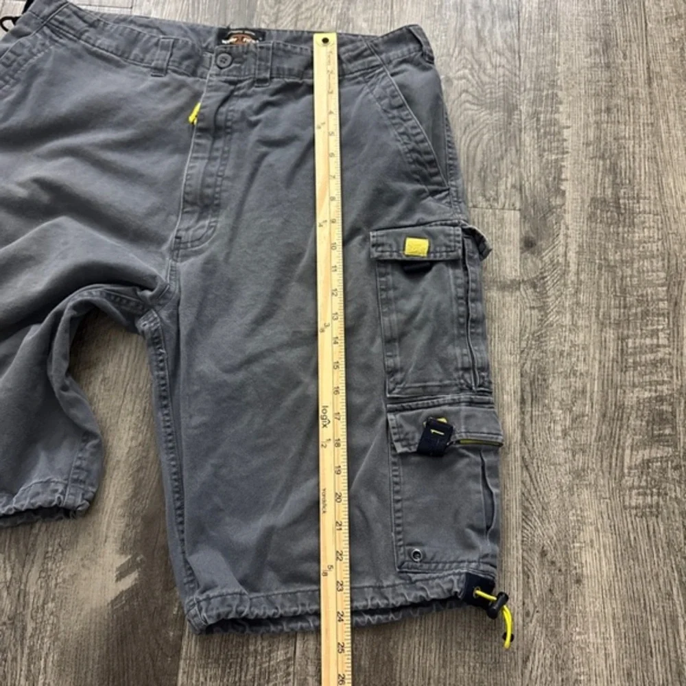 Vintage Y2K 2000s WearFirst Tactical Utility‎ Cargo Shorts Grey